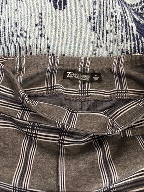 7th Avenue Plaid pants in Gray and White